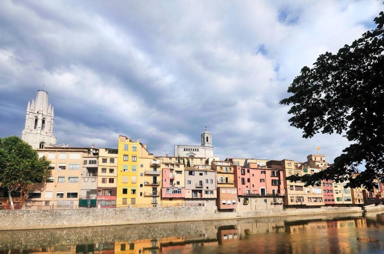 Acogedor Apartamento Girona Centroアパートメント エクステリア 写真