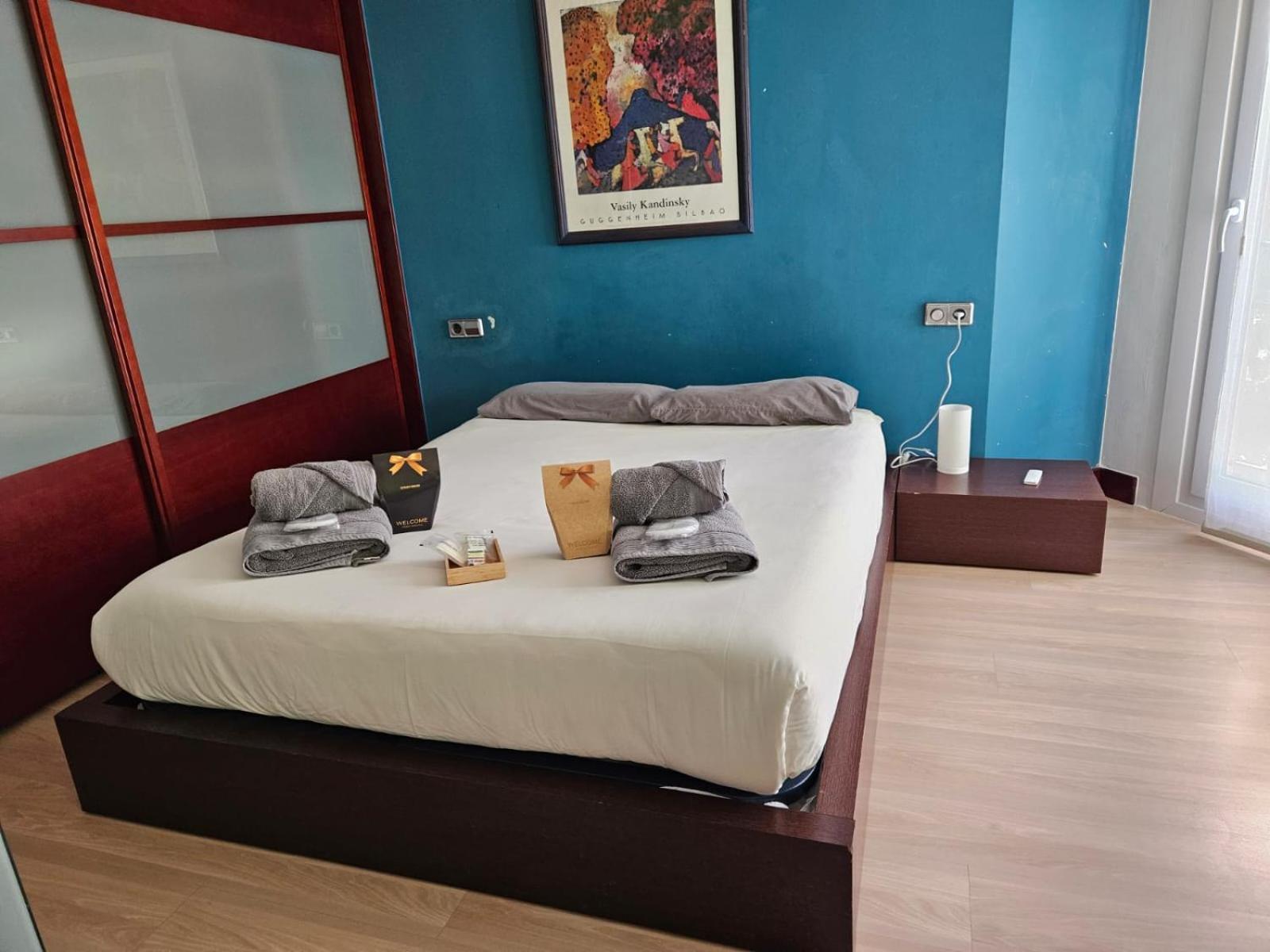 Acogedor Apartamento Girona Centroアパートメント エクステリア 写真